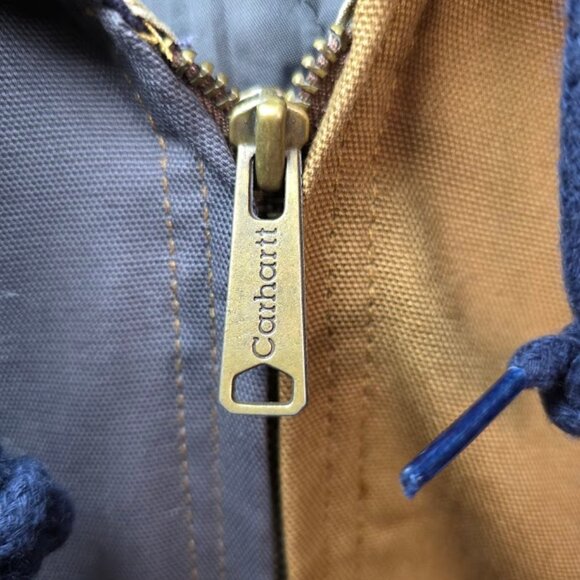 NWOT Carhartt Reworked Patchwork Quilt-Lined Canvas Hoodie L - Picture 3 of 11